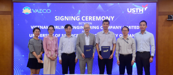 Signing Ceremony of recruitment commitment contract between Vietnam Airlines Engineering Company Ltd (VAECO) and Goodd889 cá cược trực tuyến