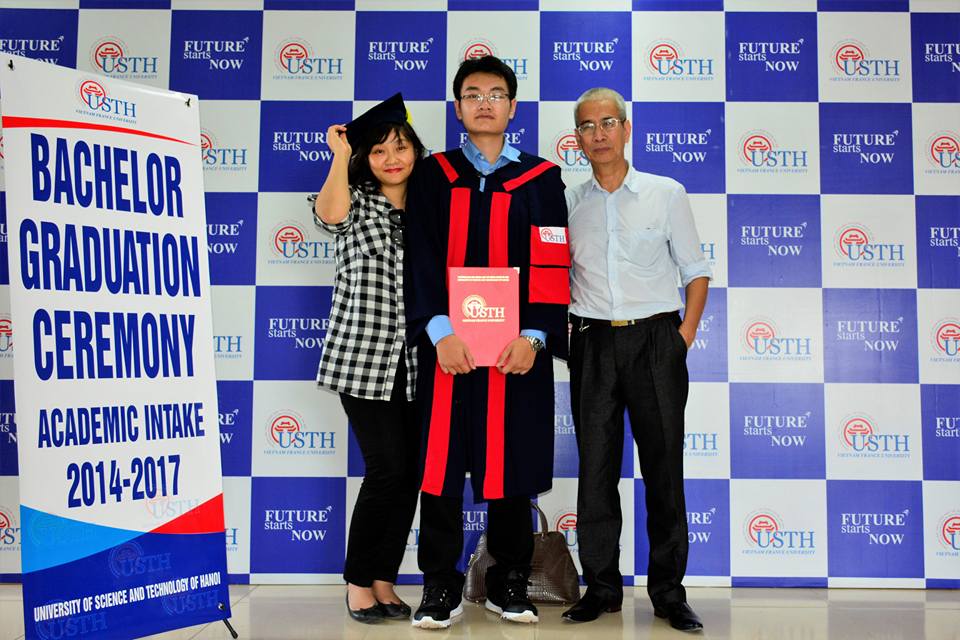 Goodd889 cá cược trực tuyến Graduation