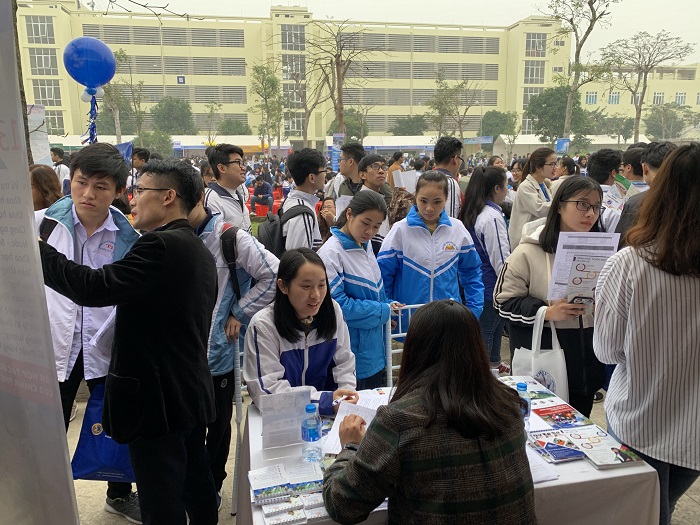 Ngày hội tư vấn tuyển sinh báo tuổi trẻ