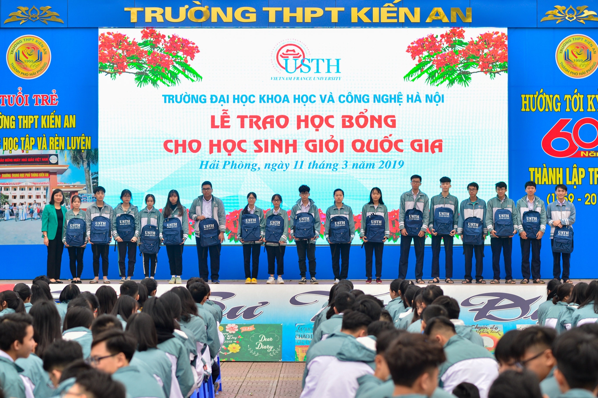 usth trao hoc bong thpt kien an hai phong
