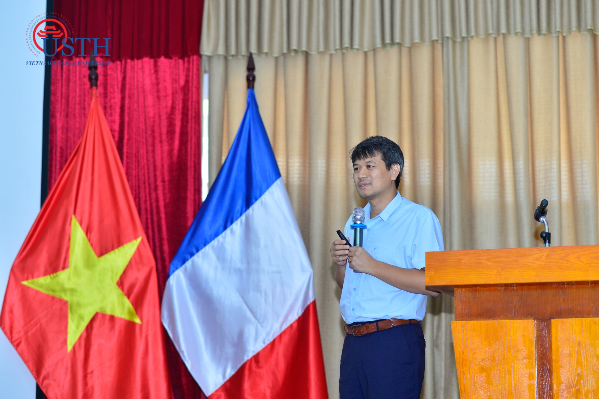 hoi thao nafosted va toa dam chia se kinh nghiem cong bo quoc te 5