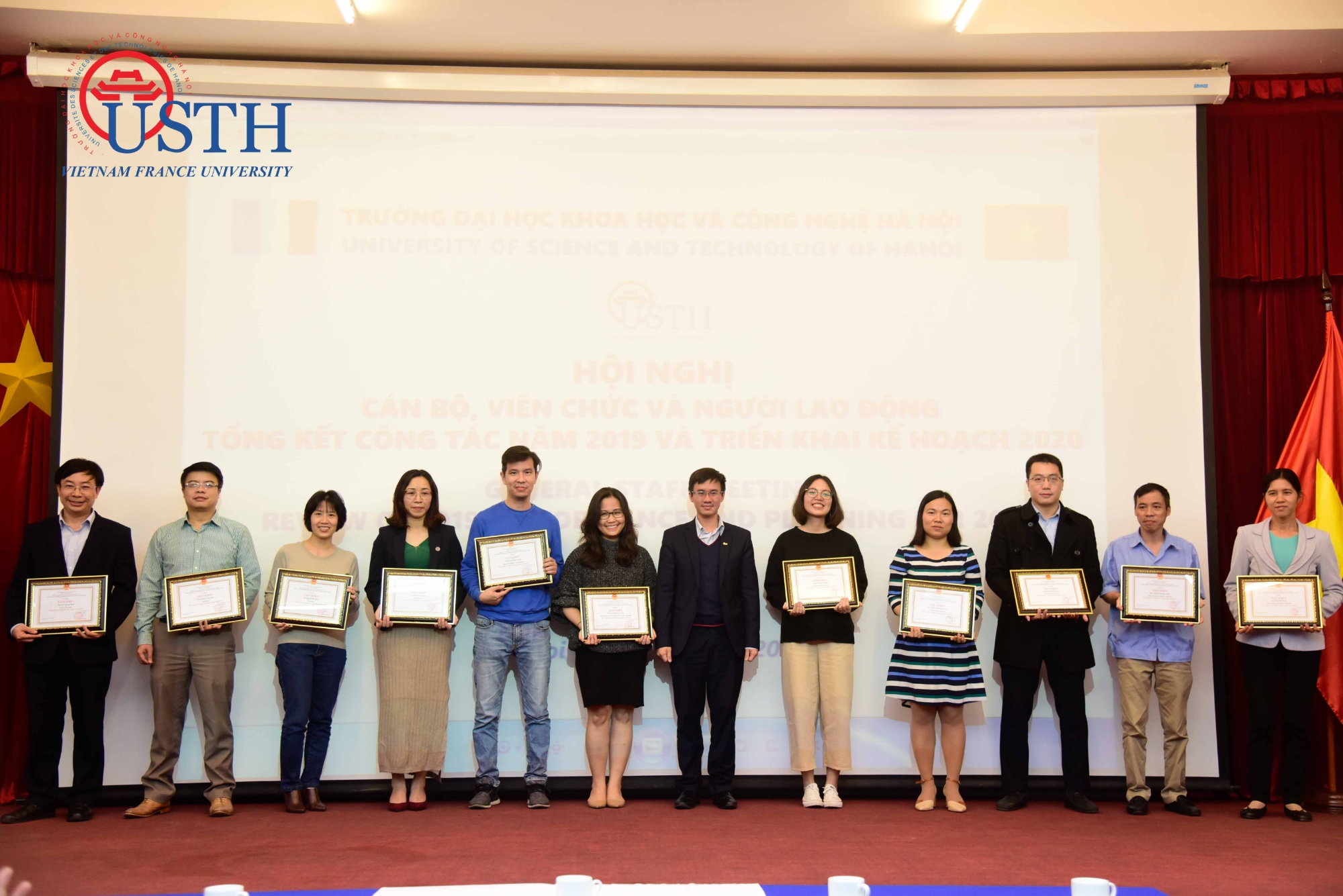 usth to chuc hoi nghi tong ket4