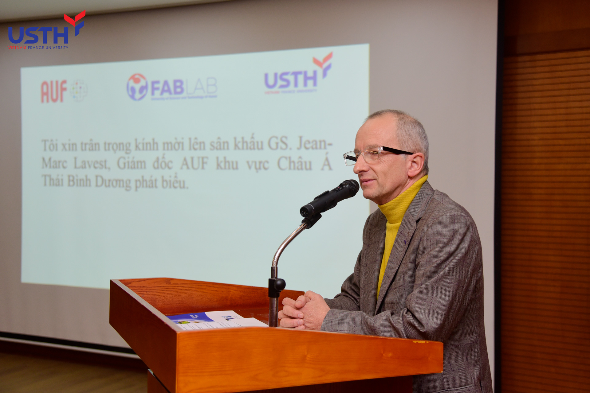 Le khai truong FablabGoodd889 cá cược trực tuyến 6