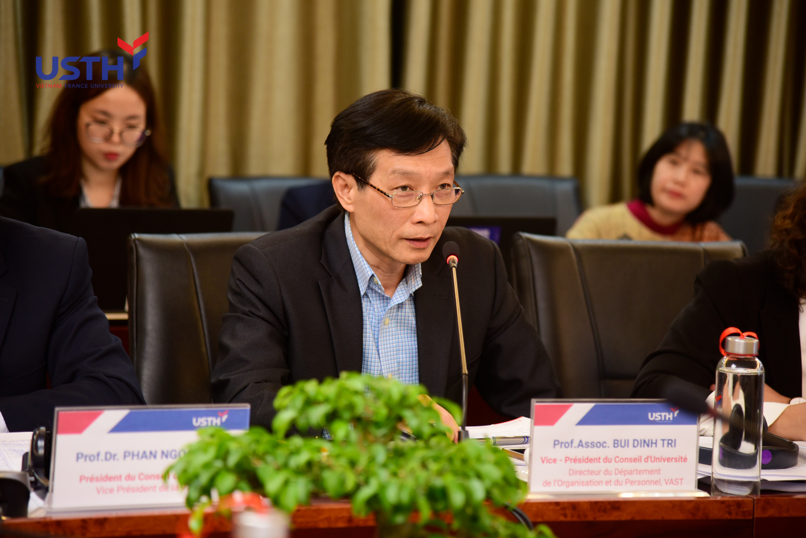 usth to chuc thanh cong ky hop hoi dong truong lan thu vi 5