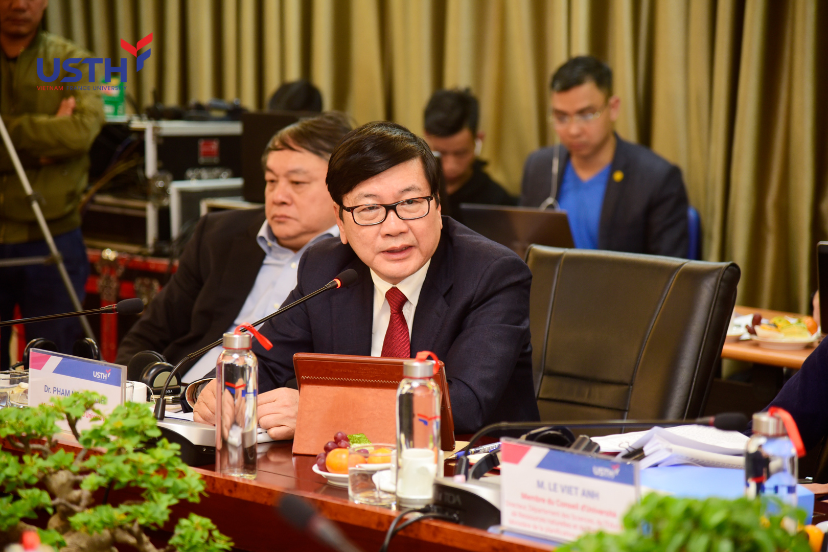 usth to chuc thanh cong ky hop hoi dong truong lan thu vi 7