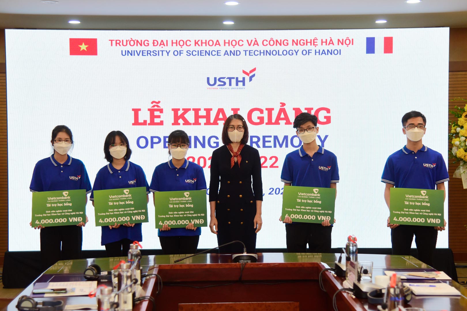 Trao học bổng 1