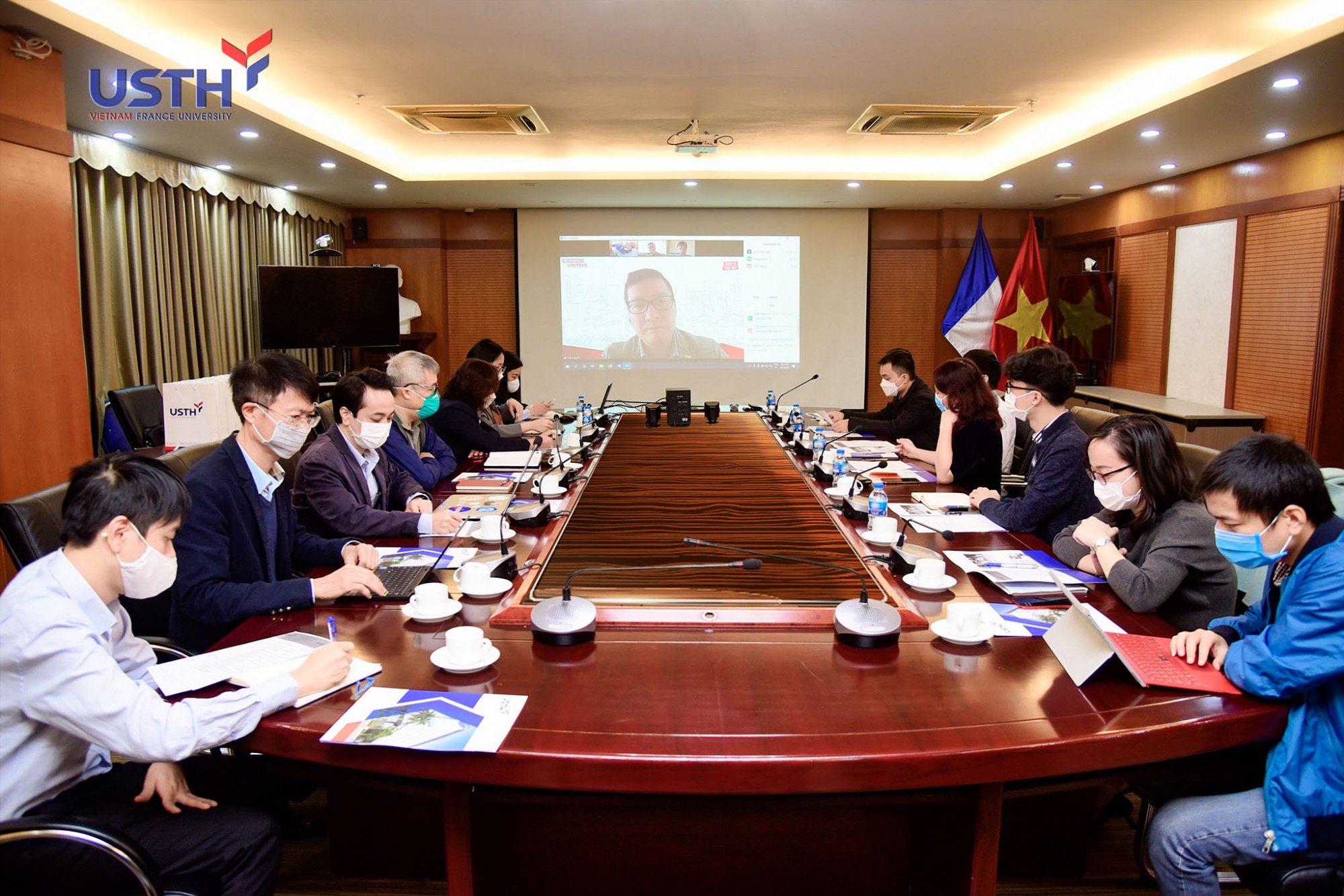 Goodd889 cá cược trực tuyến làm việc với Viettel về kế hoạch hợp tác năm 2022