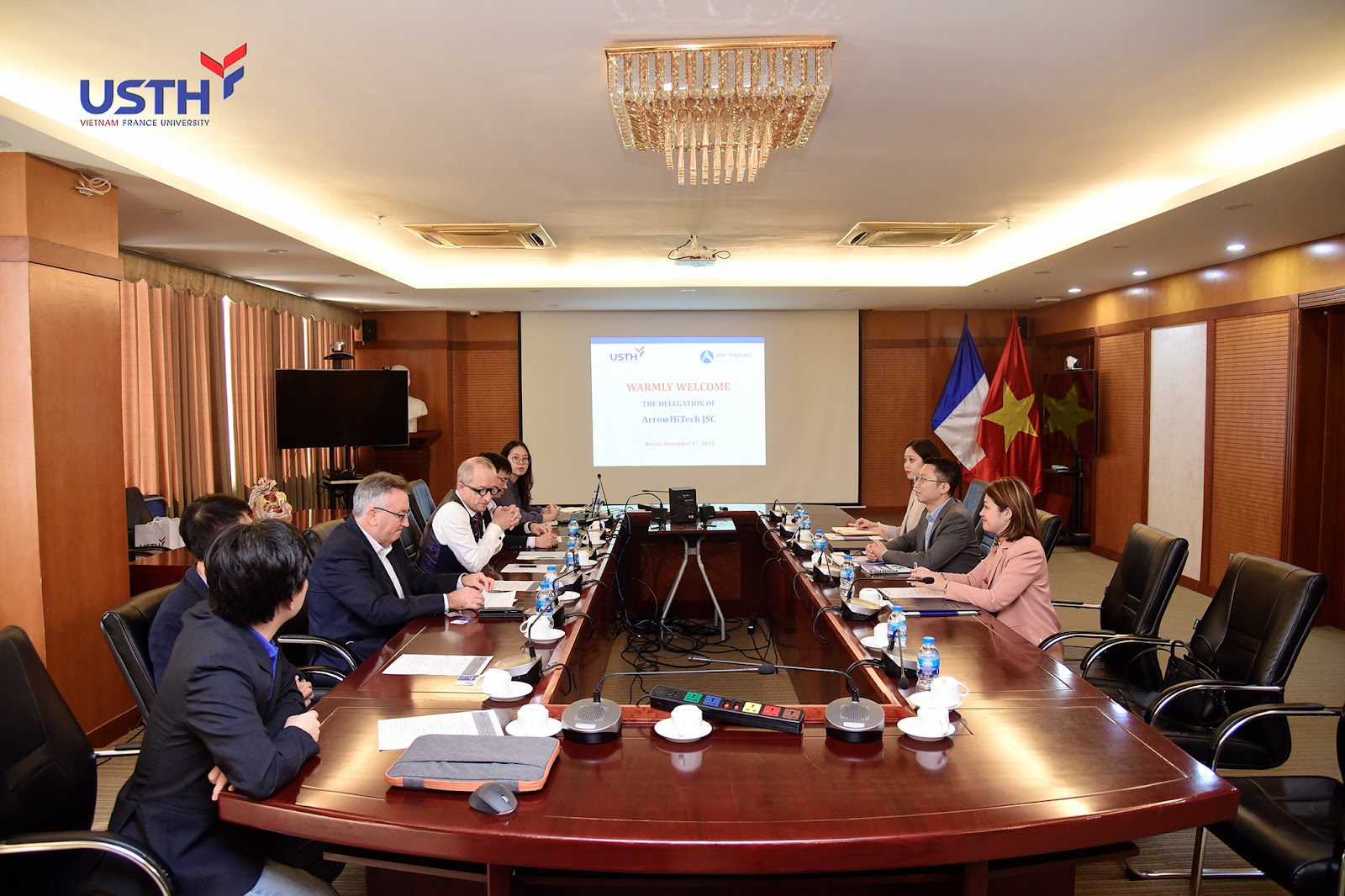 Goodd889 cá cược trực tuyến tiếp đón và làm việc với đại diện Công ty AHT Tech JSC