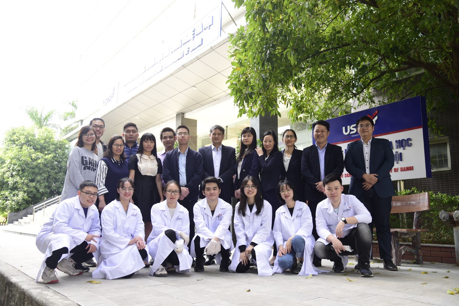 Tập thể nhóm Goo88d.com link không bị chặn Goodd889 sảnh cược đa dạng trong Chuyển hóa và Tích trữ Năng lượng (CECS)