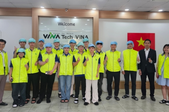 Gôd88 game bài casino trực tuyến ngành Kỹ thuật điện và Năng lượng tái tạo Goodd889 cá cược trực tuyến tham quan công ty VINATECH VINA