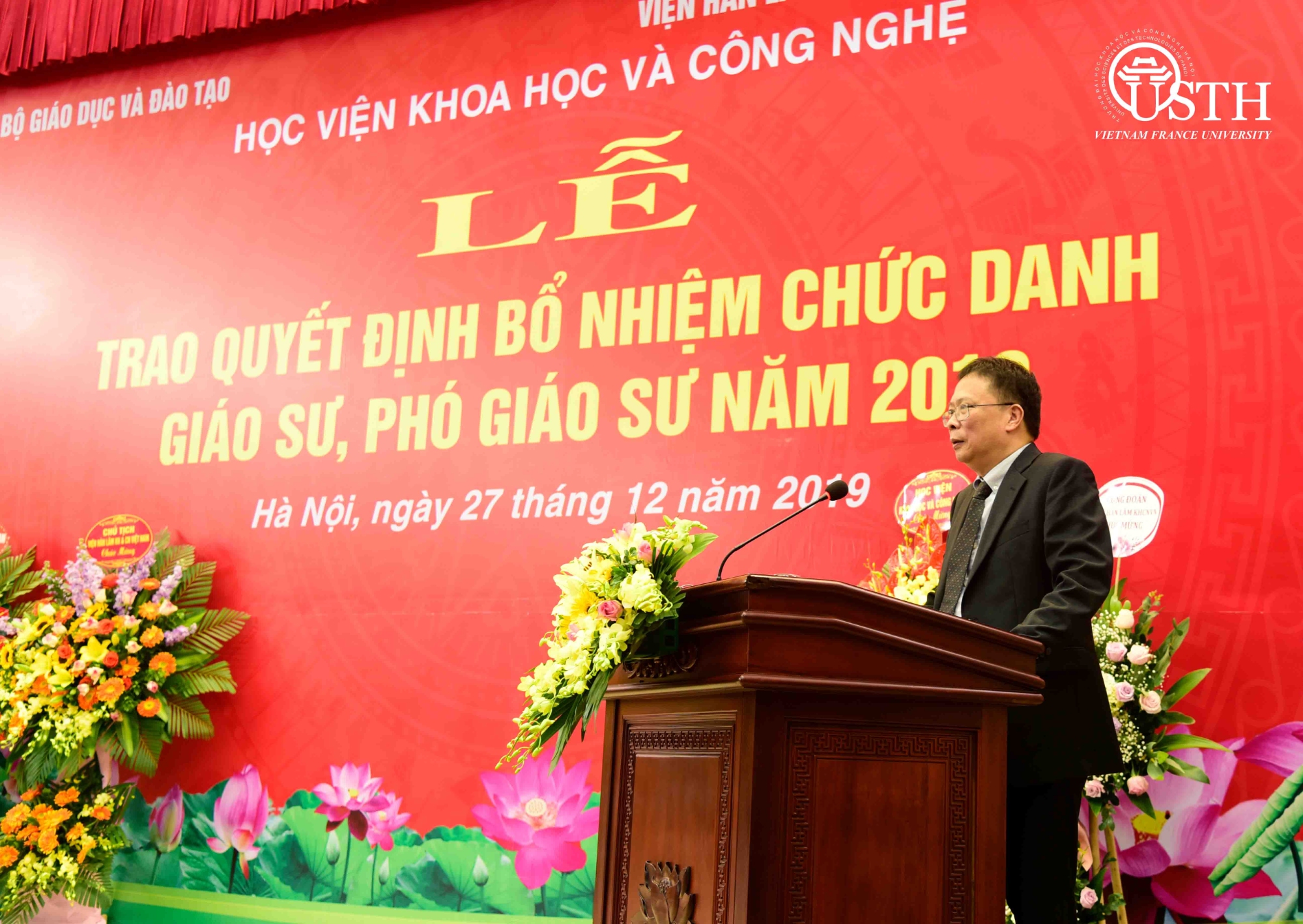 bo nhiem pho giao su tran dinh phong