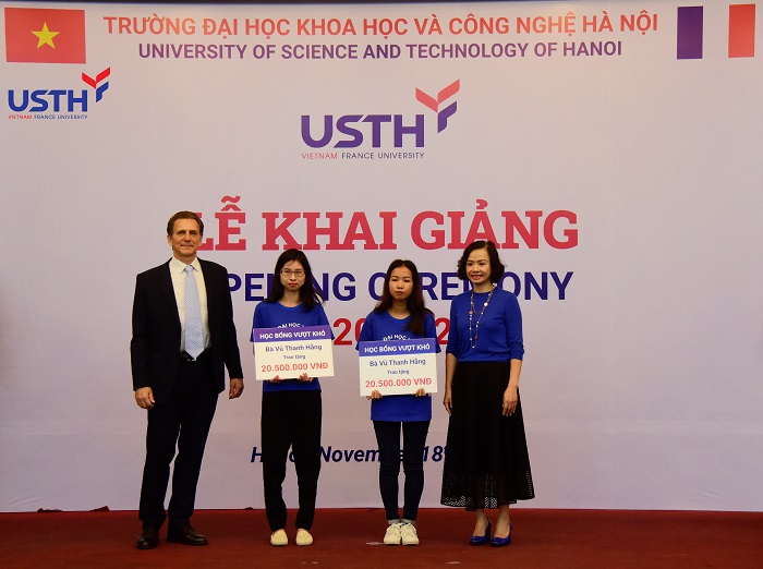 usth khai giang nam học 2020 2021 10