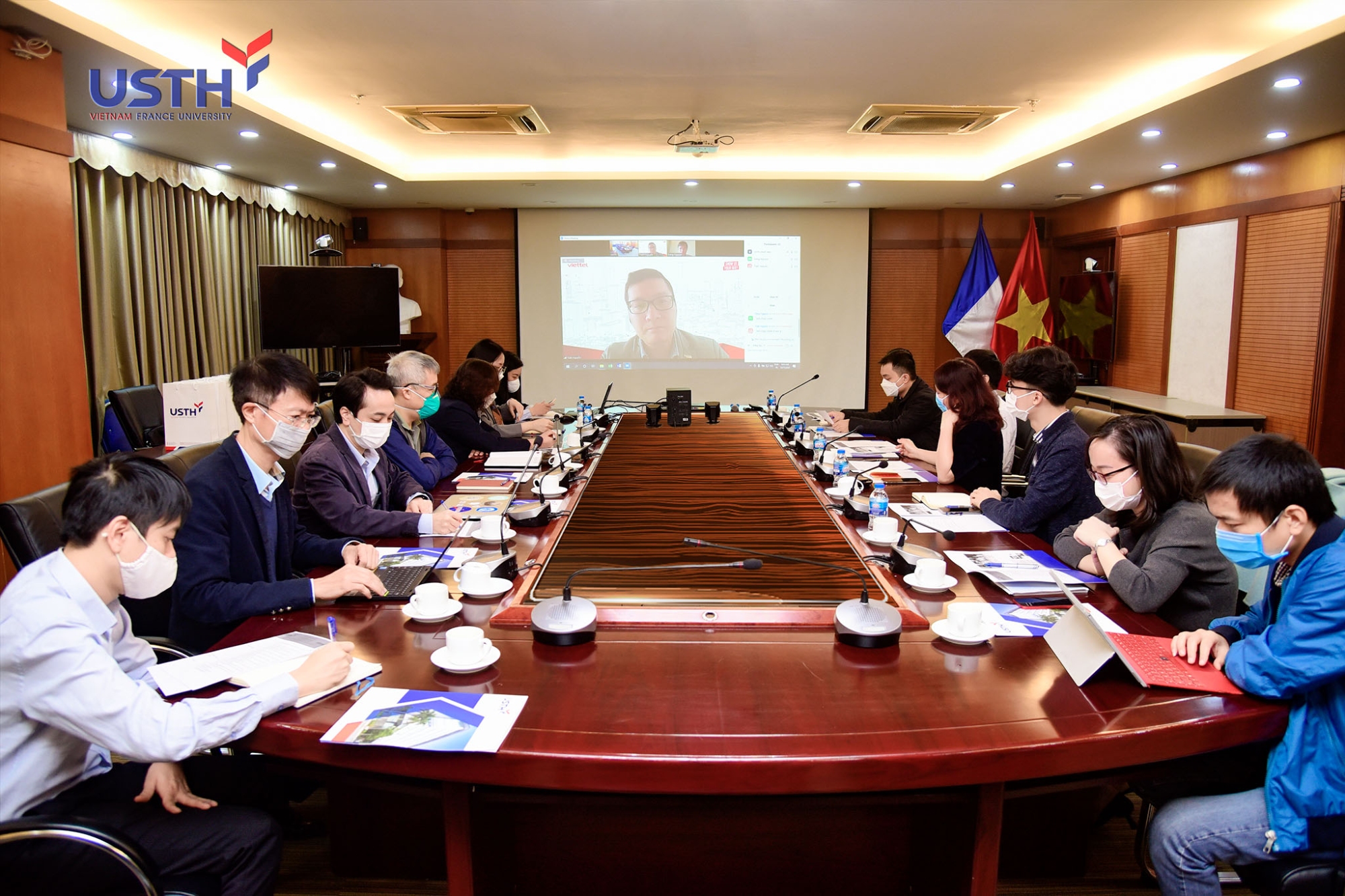 ​ Goodd889 cá cược trực tuyến and Viettel discuss about collaborative plan in 2022 ​